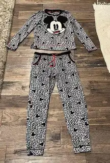 EUC  Grey Mickey Mouse Cheetah Print Fleece Pj Set Juniors Size XS