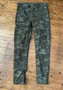 American Eagle green camo hi-rise next level stretch 4 jeggings