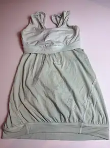 Lululemon‎ Light Green Workout Dress Athletic Tank Top Activewear stained size 4