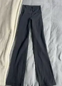 Aritzia TNA Leggings