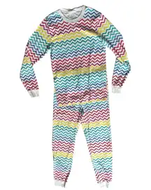 NWOT PRIMARY Adult Pajama Set in Rainbow Zig Zag Stripe Size Medium