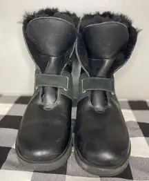 UGG Isley Waterproof Genuine Leather &‎ Suede Fuzzy Sherpa Wool Winter Boots. 9