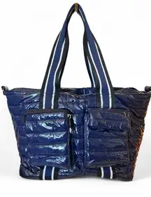 Think Royln Junior Jetset Wingman Tote – Glossy Navy Puffer