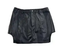 White Fox Boutique  - Faux Leather Mini Skirt in Black