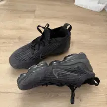 Nike Air VaporMax Flyknit Black Sneakers