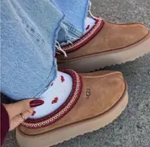 UGG Tazz Platform Slippers in Chestnut