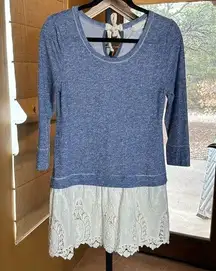 A’reve Anthropologie blue sweatshirt tunic w/ lace cream Size Small
