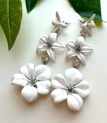 Rebecca Minkoff Large White Trio Flower Earrings
