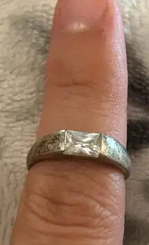 ring band  sterling silver 925  beautiful unique  size 5.5