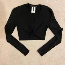 BCBG Long Sleeve Twist Front Crop Top, Black, Size XS, EUC