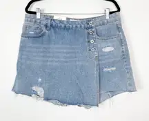 NWT‎ Umgee Denim Woman's Sz 9 Light Wash Distressed Skort Exposed Shorts Skort
