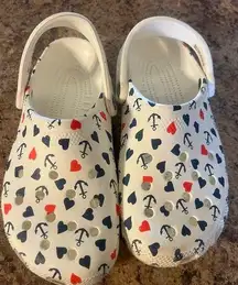Crocs Classic Anchor Print Clogs W7 M5