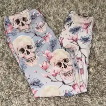 Cropped Skull Leggings 