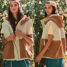 Free People Adventure Awaits Vest in Amber Combo L