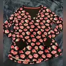 Betsey Johnson Long Sleeve Fleece Rose Sleep Shirt Size Small