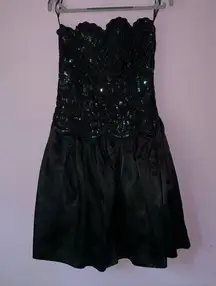 Gunne Sax Size 7 Formal Dress Strapless Black Sequin