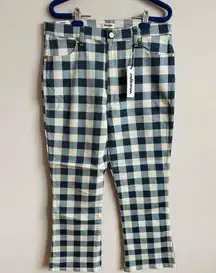 ★ NWT -  Picnic Blue Plaid Crop Jeans ★