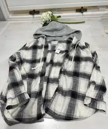 American‎ Eagle Plaid Flannel Button Up Hoodie Shirt Medium Black White Gray