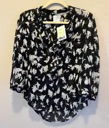 HD In Paris Anthropologie SZ 4 Petite Blouse Top Black White Print Ruffle V Neck