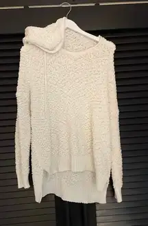 White Popcorn Pullover