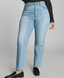 Everlane  The Curvy 90s Cheeky Straight Leg Denim Jeans