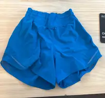 Lululemon Shorts Hotty Hot 4" 2 High-Rise