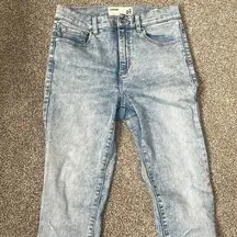 Acid wash high rise skinny jeans