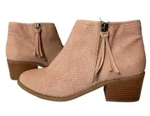 Falls Creek Women's Size 5 Shoes Beige Taryn Slip On Wedges / Ankle Booties