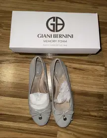 Giani Bernini‎ Womens Sz 8 Ballet Flats Shoes Odeysagry Stone Gray Memory Foam