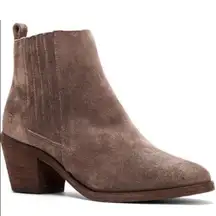 Frye Alton Chelsea Boots in Gray