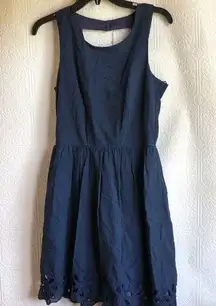 Buttons by Francesca’s Blue Sleeveless Dress