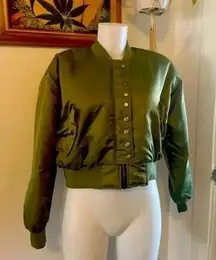 Green Bomber cropped‎ jacket size Small Forever 21 Satin GUC!