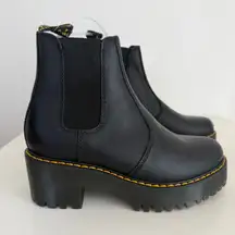 Dr. Martens Rometty Wyoming Boots Womens 7 Black Leather Platform Chelsea 38 EU