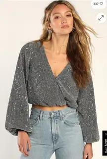Lulu’s Long Sleeve Sparkle V Neck Lined Crop Blouse XS