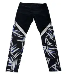Fabletics Leggings Womens‎ Large Black Blue White Leaf Print Activewear Pants