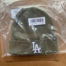 Authentic ‘47  Los Angeles Dodgers Basic Raised Knit Cuffed Olive Beanie