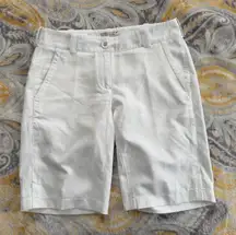 Nike Women's Dri-FIT Victory 8” Golf Shorts size 4