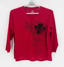 Lane Bryant True Y2K V-neck 3/4 sleeves fleur-de-lis wings graphic size 26/28