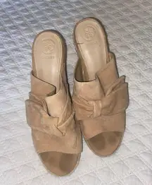 Tan Wedges