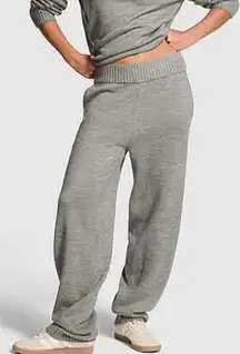 Frankie’s bikinis sweatpant