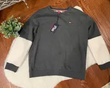 Tommy Hilfiger Grey Crewneck Pullover Fleece & Sherpa Sweatshirt Size Small NWT