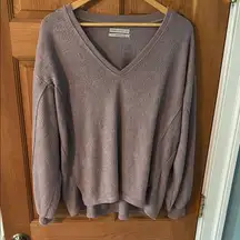 Urban Outfitters Size Small Oversized Women's Teen Girl Purple V-Neck Sweater