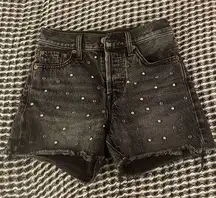 Levi Wedgie Shorts Size: 24