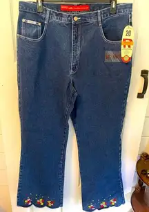 Women’s Jeans With beautiful embroidery and scallop bottom.