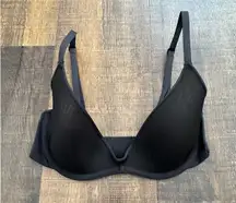 Skims Black Weightless Scoop Bra Size 32C