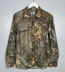 Under Armour Women M Realtree Xtra Camo Shirt Fitted Pocket Button Front