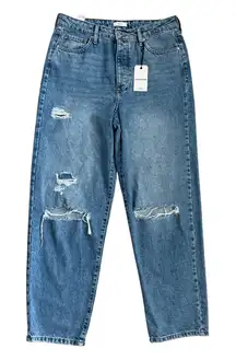 Forever 21 Boyfriend Mid-Rise Button Fly Relaxed Slim Leg Medium Wash‎ Size 28