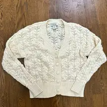 chunky button front Knit cream cardigan size small