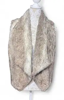 JACK By BB Dakota Faux Fur Vest Size Medium Cozy Fall Winter Staple