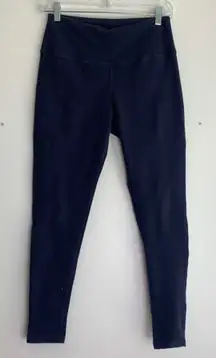 ALBION Dark Blue Solid 3/4 Leggings